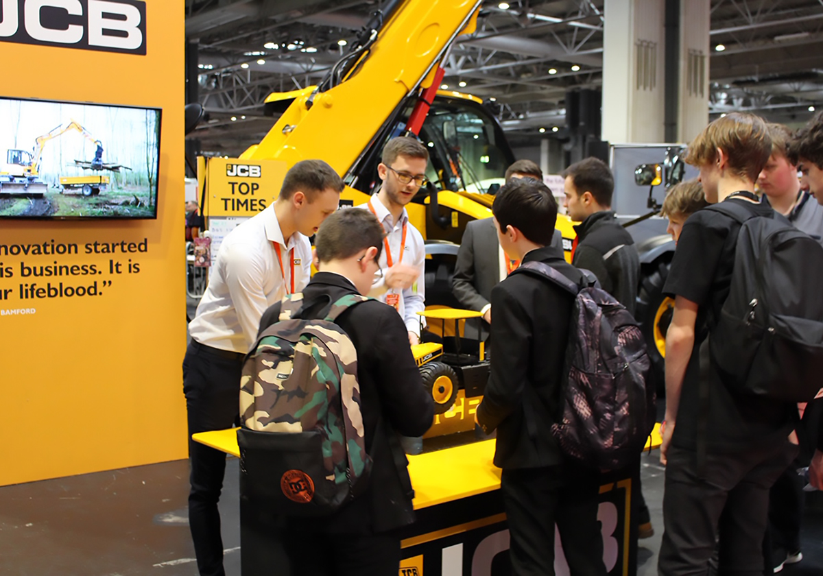 Jcb 2 1200X840