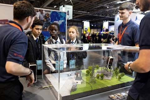 Bigbang Leonardo 002