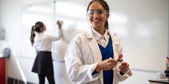 Big Bang Young Girl Science Lesson